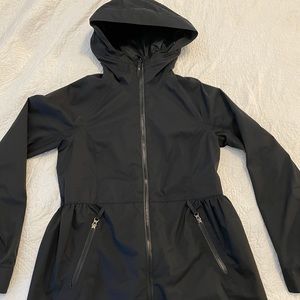 Lululemon rain coat. Size 4. Black